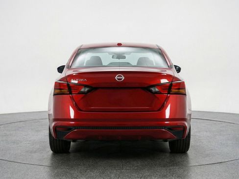 Used 2025 Nissan Altima 2.5 SV image 7