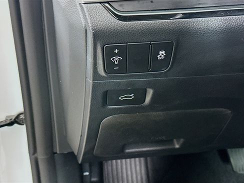 Used 2025 Kia K5 LXS image 17