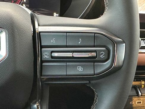 New 2026 GMC Canyon AT4 image 31