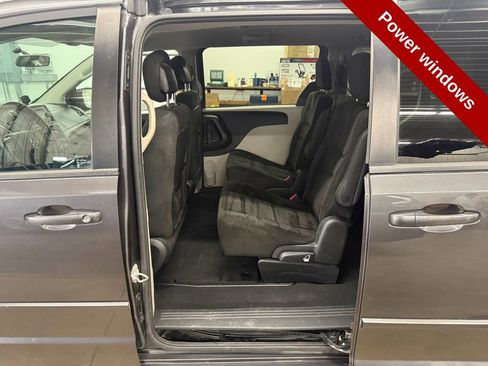 Used 2015 Dodge Grand Caravan SXT w/ Security Group FWD image 27