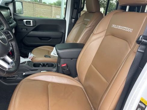 Used 2020 Jeep Gladiator Rubicon AWD/4WD image 16