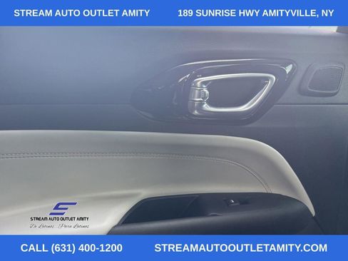 Used 2022 Jeep Compass Limited w/ Sun and Sound Group image 20