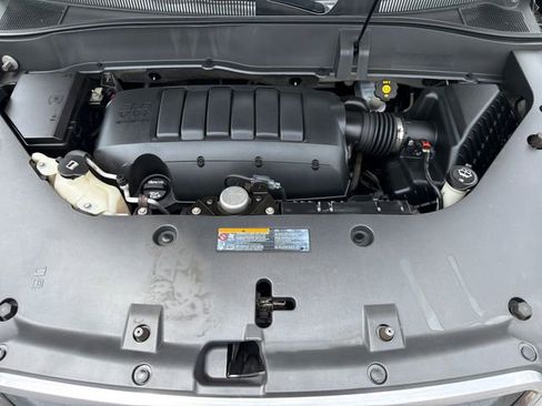 Used 2013 GMC Acadia SLT FWD image 24