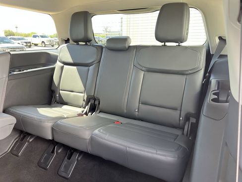 New 2026 Ford Expedition Active RWD image 24