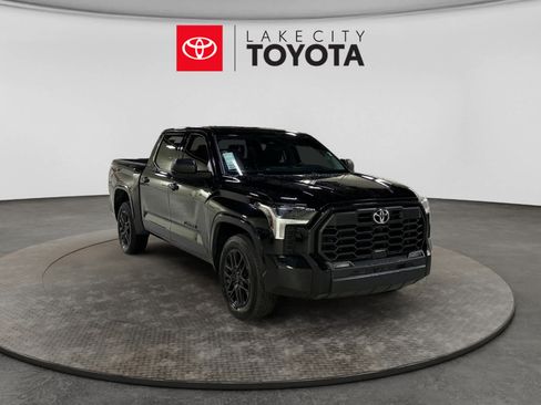 Used 2024 Toyota Tundra SR5 w/ TRD Sport Package AWD/4WD image 13