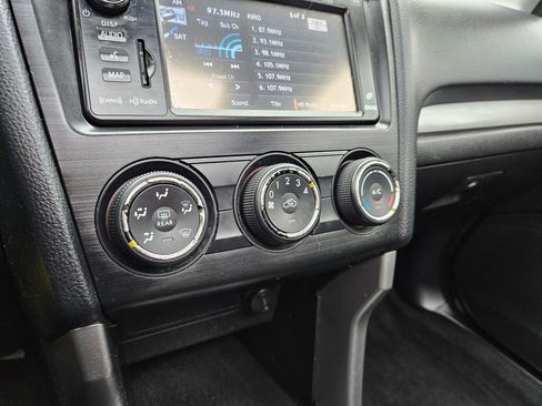 Used 2014 Subaru Forester 2.5i Premium image 14