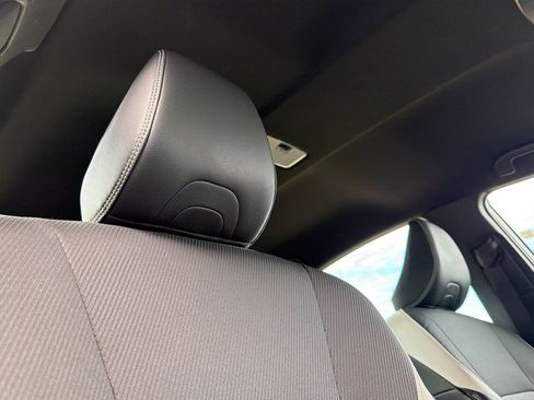 Used 2025 Toyota Camry SE FWD image 20