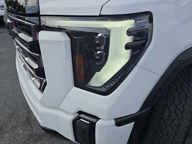 Used 2024 GMC Sierra 2500 AT4 w/ AT4 Premium Plus Package AWD/4WD image 33