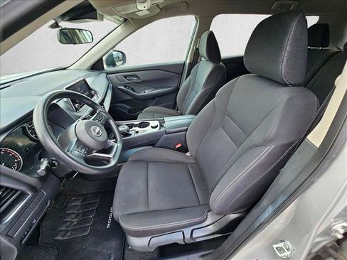 Used 2024 Nissan Rogue S AWD/4WD image 14