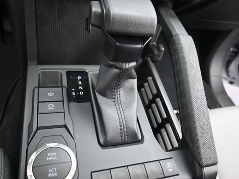 Used 2025 Toyota Tacoma SR5 RWD image 12