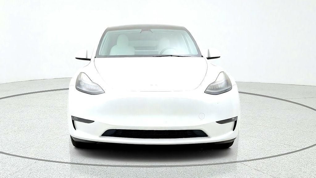 Used 2023 Tesla Model Y Long Range AWD/4WD image 2