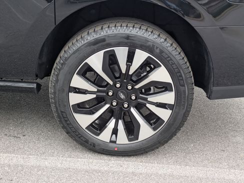 New 2026 Ford Expedition Max Platinum w/ Driver's Package image 8