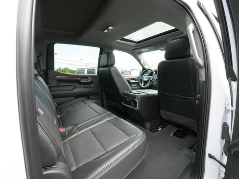 Used 2023 GMC Sierra 1500 Denali AWD/4WD image 39