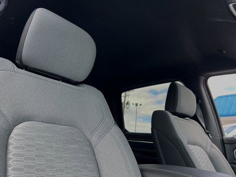 New 2025 RAM 1500 Big Horn AWD/4WD image 17