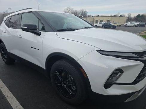 Used 2023 Chevrolet Blazer LT w/ Midnight/Sport Edition image 6