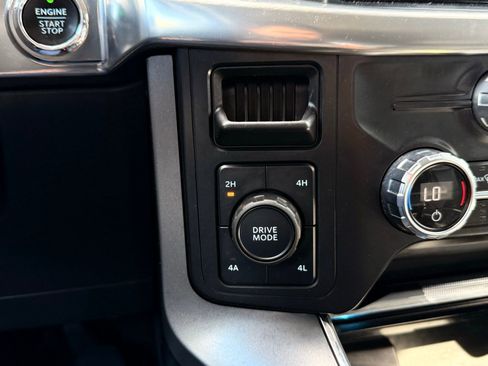 Used 2021 Ford F150 Lariat image 39