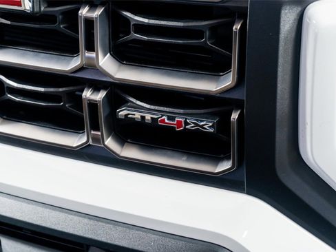 Used 2025 GMC Canyon AT4 w/ AT4X Package image 23