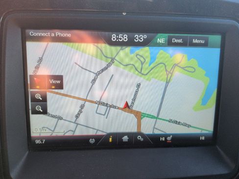 Used 2014 Ford F150 Platinum image 10