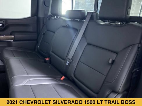Certified 2021 Chevrolet Silverado 1500 LT Trail Boss w/ Convenience Package II AWD/4WD image 13