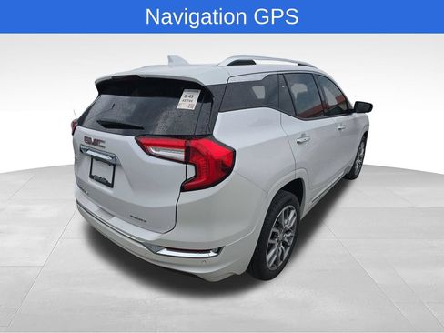 Used 2023 GMC Terrain Denali AWD/4WD image 8