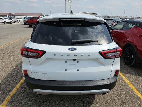 Used 2025 Ford Escape Active FWD image 4