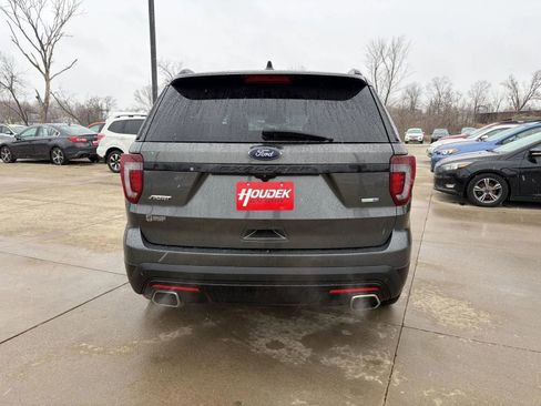 Used 2017 Ford Explorer Sport image 7
