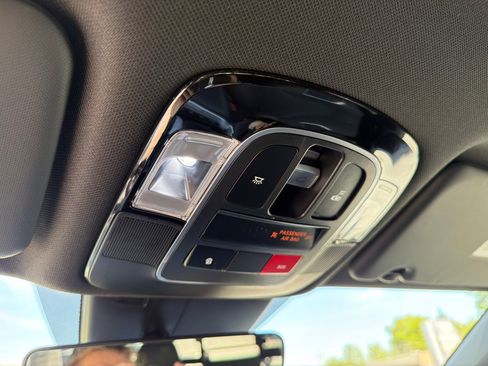 Certified 2023 Hyundai Santa Cruz Limited image 32