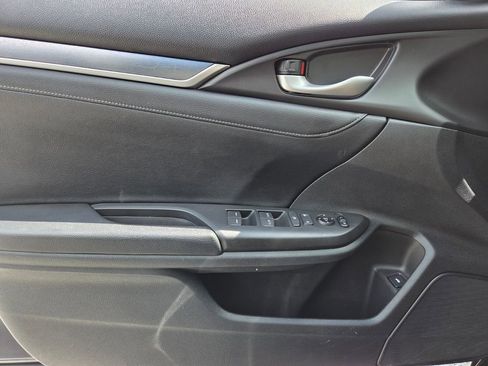 Used 2018 Honda Civic EX-L image 31
