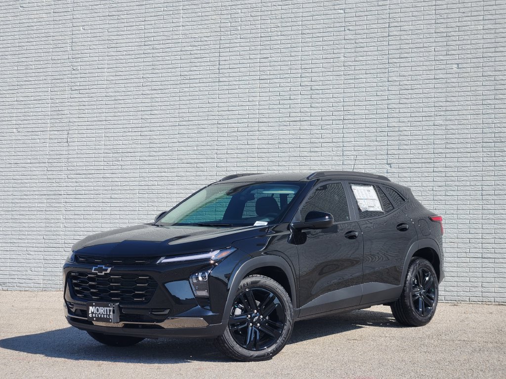 New 2026 Chevrolet Trax ACTIV w/ Driver Confidence Package FWD image 1