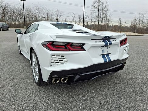 Used 2023 Chevrolet Corvette Stingray Premium Conv w/ 3LT image 11