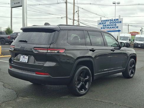 Certified 2023 Jeep Grand Cherokee L Limited w/ Black Appearance Package AWD/4WD image 7