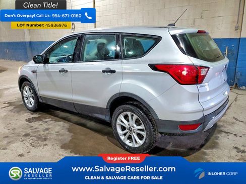 Used 2019 Ford Escape S image 3