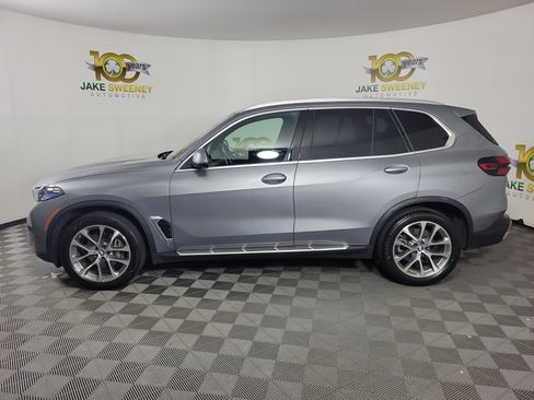 Certified 2026 BMW X5 xDrive40i AWD/4WD image 4