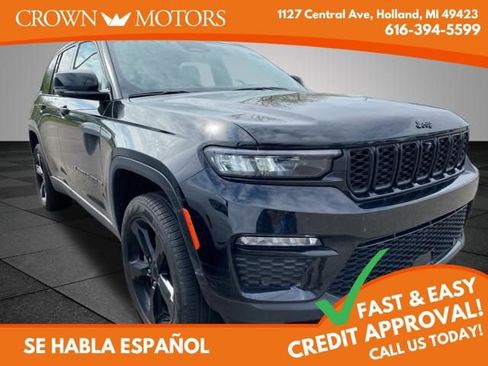 Used 2025 Jeep Grand Cherokee Limited w/ Luxury Tech Group II AWD/4WD image 1