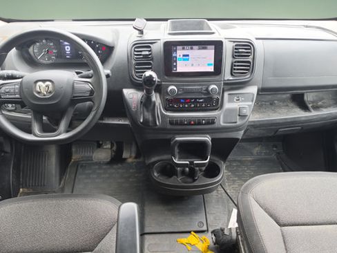 Used 2025 RAM ProMaster 2500 FWD image 16