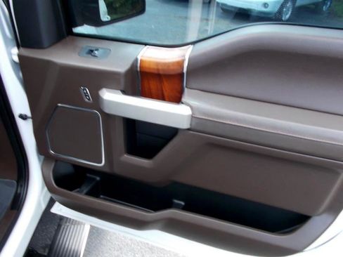 Used 2015 Ford F150 King Ranch w/ Equipment Group 601A Luxury image 25