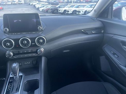 Used 2025 Nissan Sentra SV image 33