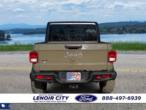 Used 2020 Jeep Gladiator Rubicon w/ Trailer Tow Package image 4