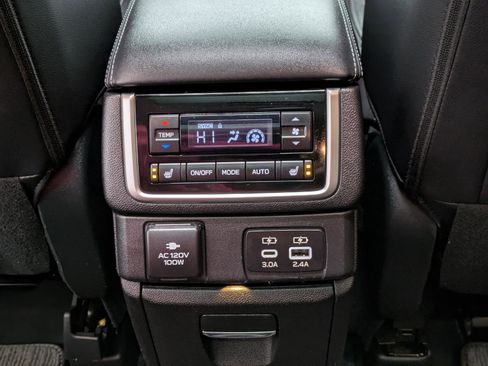 Used 2023 Subaru Ascent Touring image 15