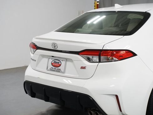 Certified 2023 Toyota Corolla SE FWD image 9