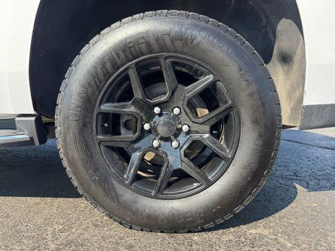 Used 2019 GMC Yukon SLT AWD/4WD image 13