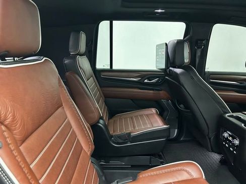Used 2024 GMC Yukon XL Denali Ultimate image 44