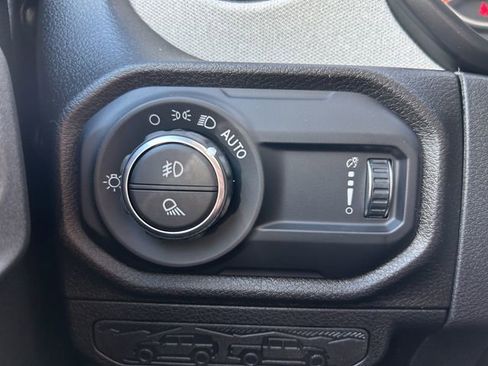 New 2026 Jeep Gladiator Sport AWD/4WD image 27