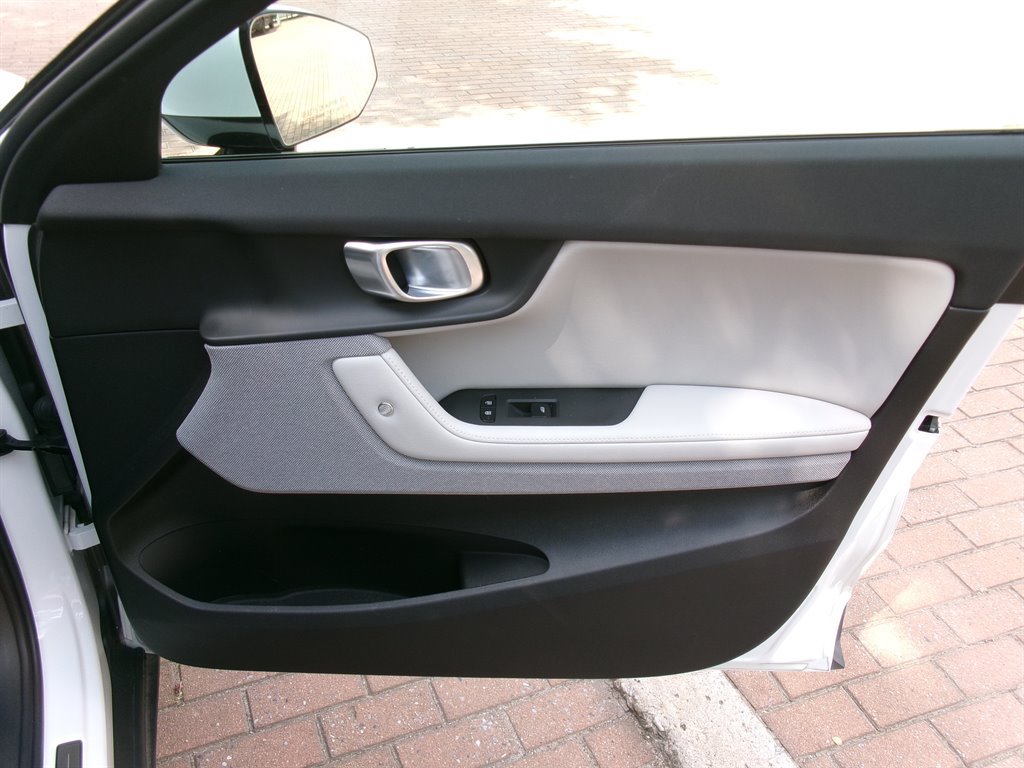 Used 2024 Polestar Polestar 2 AWD/4WD image 23