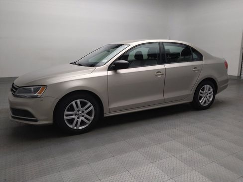 Used 2015 Volkswagen Jetta S w/ Welcome Package image 2