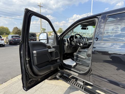 Used 2021 Ford F250 Lariat image 12