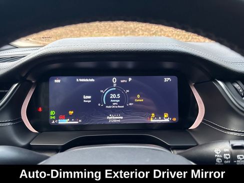 Used 2024 Jeep Grand Cherokee Limited w/ Luxury Tech Group II image 19