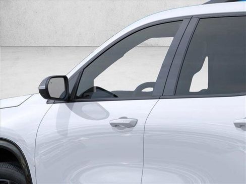 New 2026 Chevrolet Traverse RS image 12