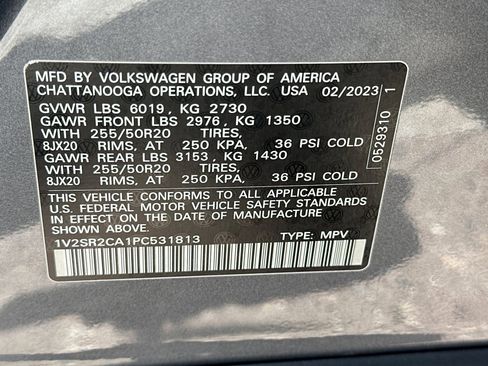 Used 2023 Volkswagen Atlas SEL R-Line AWD/4WD image 30