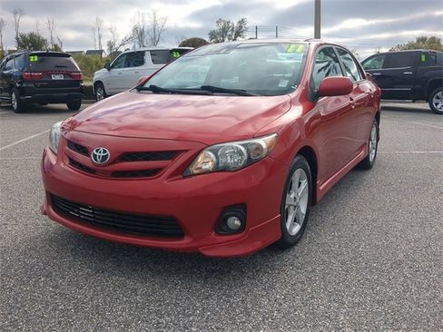 Used 2011 Toyota Corolla S image 8